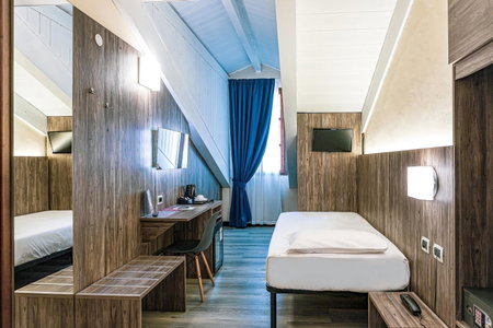 Hotel Urbani, Turin, Italy