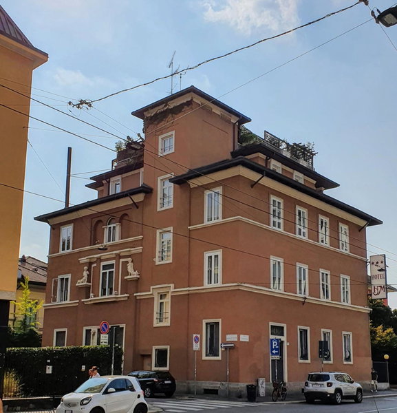 Hotel Metrò, Milan, Italy