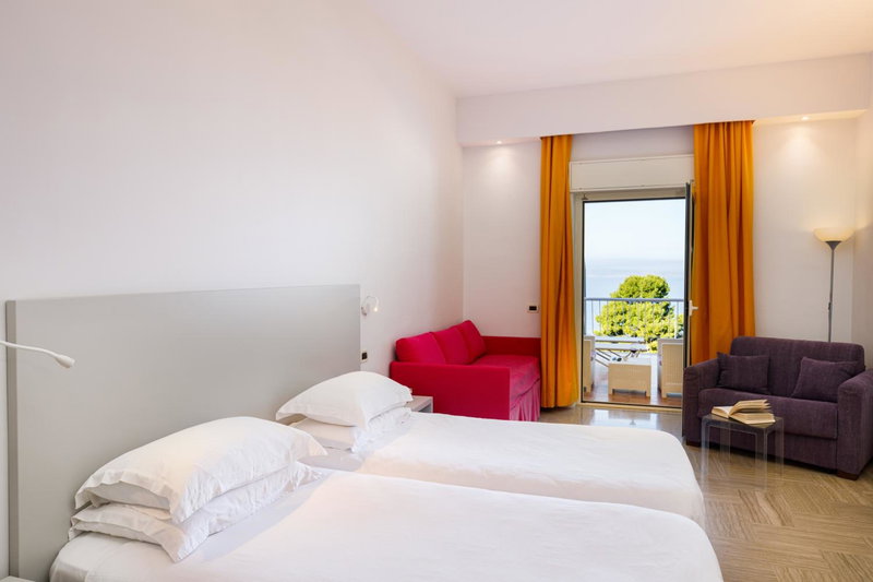 Art Hotel Gran Paradiso, Castellammare di Stabia, Italy