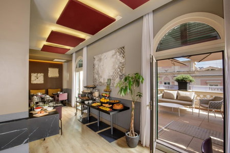 Hotel Regno, Rome, Italy