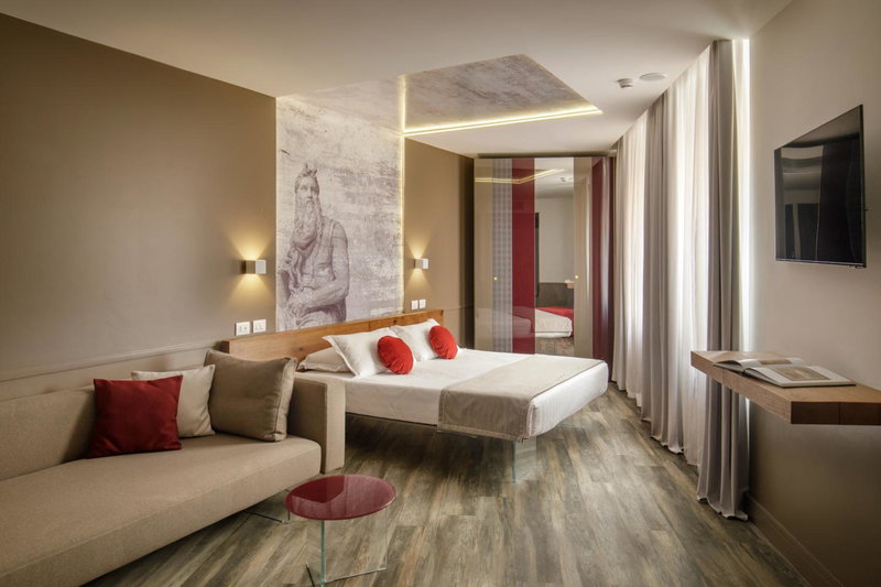Hotel Regno, Rome, Italy