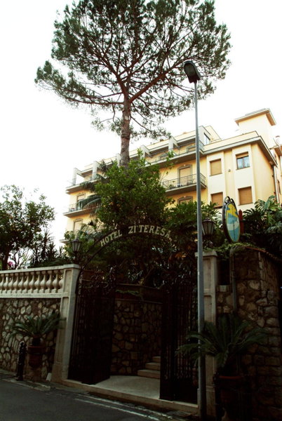 Hotel Zi' Teresa, Castellammare di Stabia, Italy