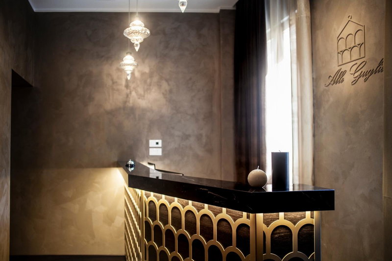 Alle Guglie Boutique Hotel, Venice, Italy