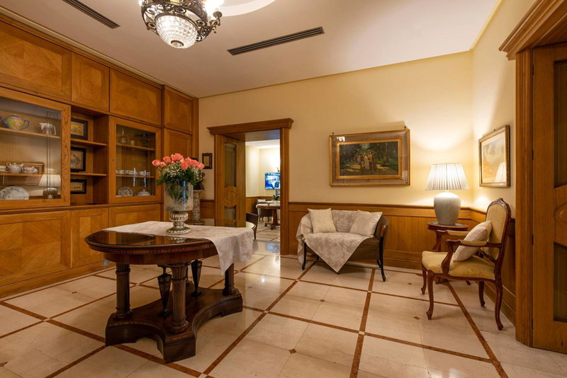 Grand Hotel Europa & Restaurant, Naples, Italy