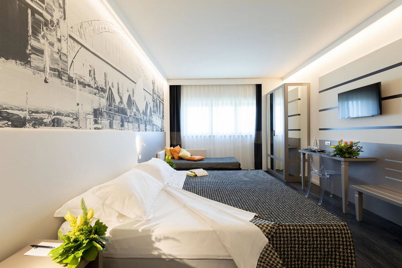 The Sydney Hotel, Bologna, Italy