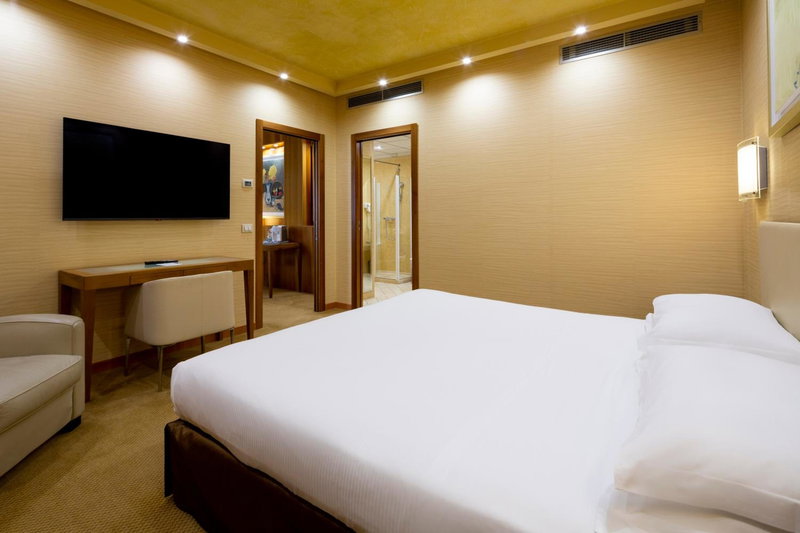 Crowne Plaza Padova by IHG, Arcella, Italy