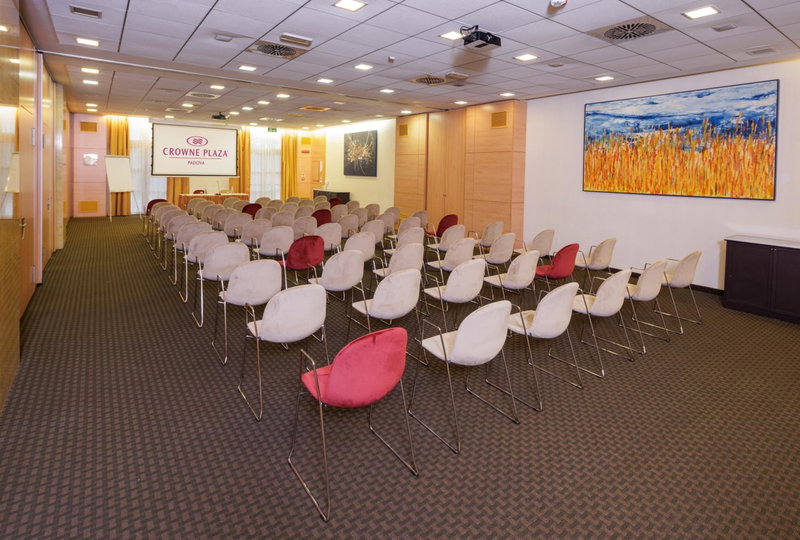 Crowne Plaza Padova by IHG, Arcella, Italy
