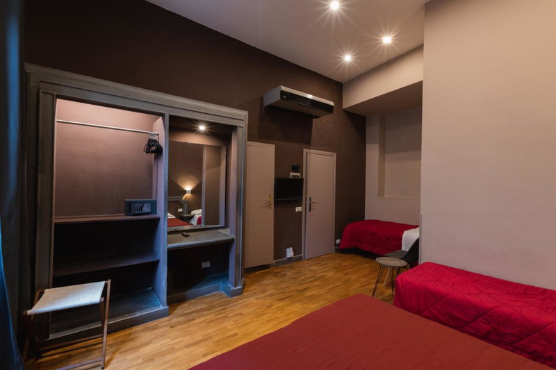 Hotel Unicorno, Florence, Italy