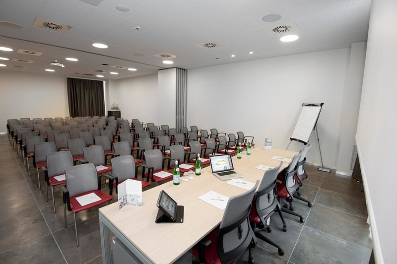 AS Hotel Limbiate Fiera, Bovisio-Masciago, Italy