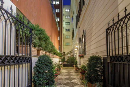 Hotel Royal Court, Rome, Italy