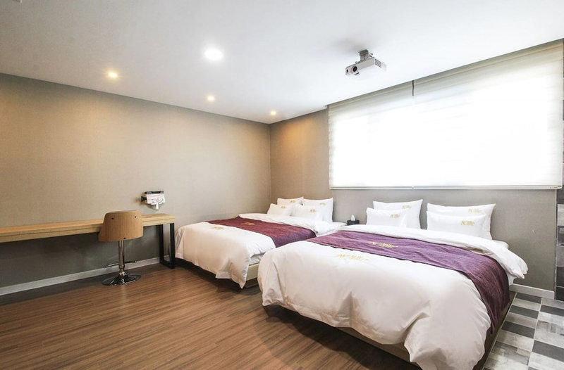 New Yorker Hotel, Jinju, South Korea