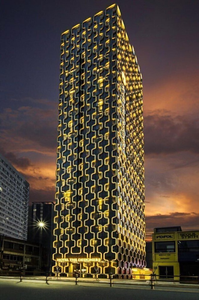 Hotel · Hotel the Designers Premier Seongsu and Konkuk univ, Seoul