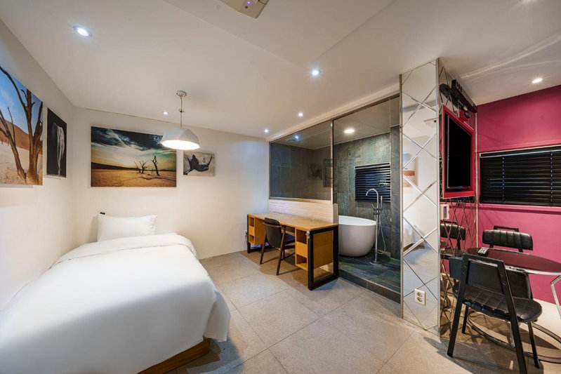 H-AVENUE Hotel Yeoksam, Seoul, South Korea