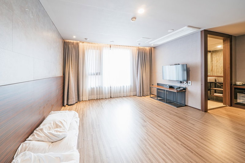 HotelWithCity, Jeju City, South Korea