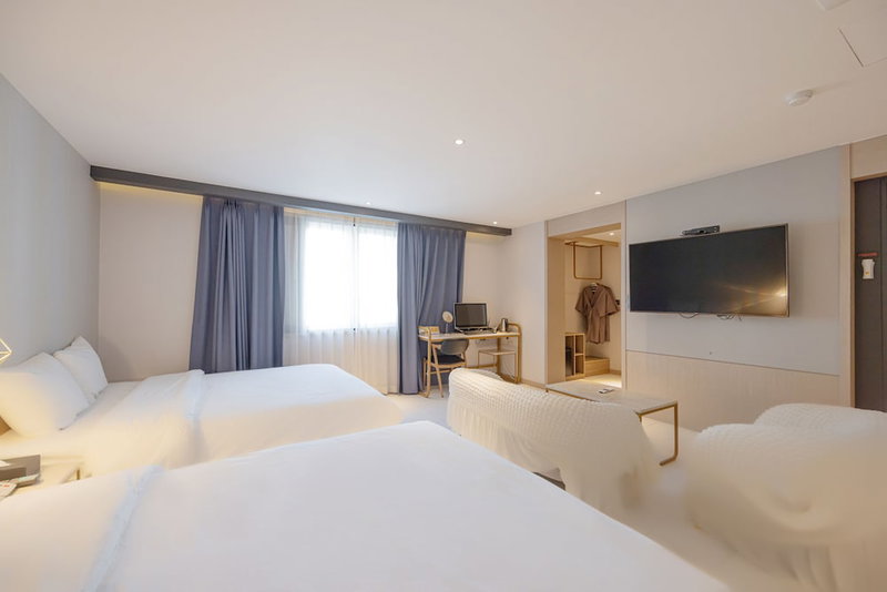 Hound Hotel Seomyeon - Bumcheon, Busan, South Korea