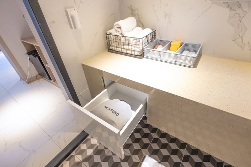 Hound Hotel Seomyeon - Bumcheon, Busan, South Korea
