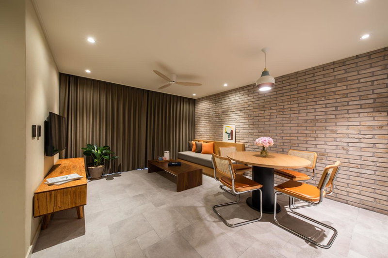 The Week & Resort, Incheon, 대한민국