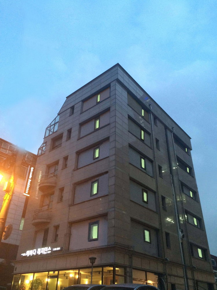 E Residence, South Korea