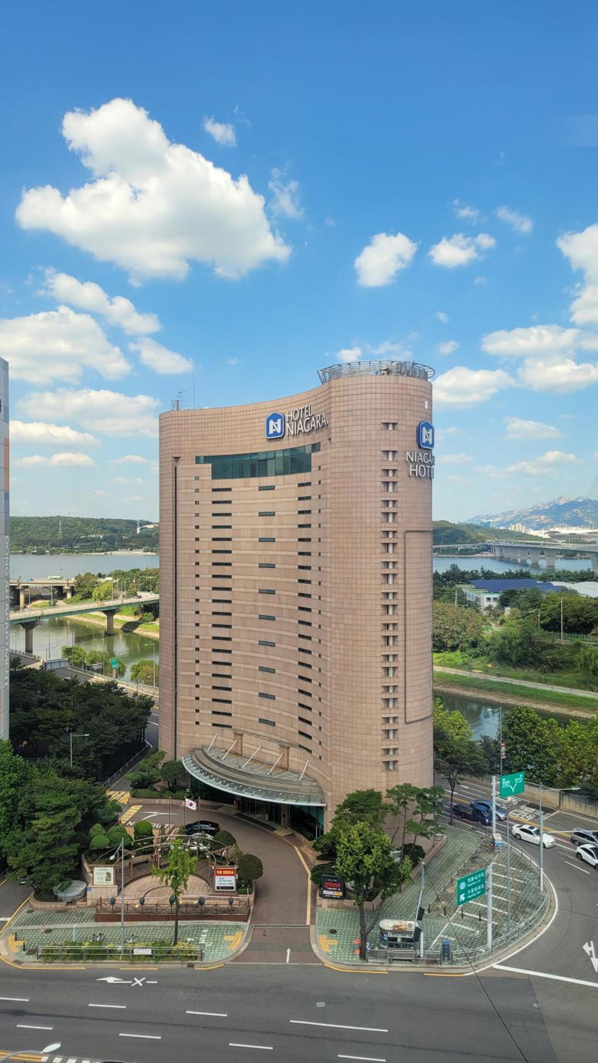 Niagara Hotel, South Korea