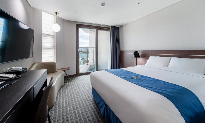 Golden Tulip Essential Namgang, Chinju, South Korea