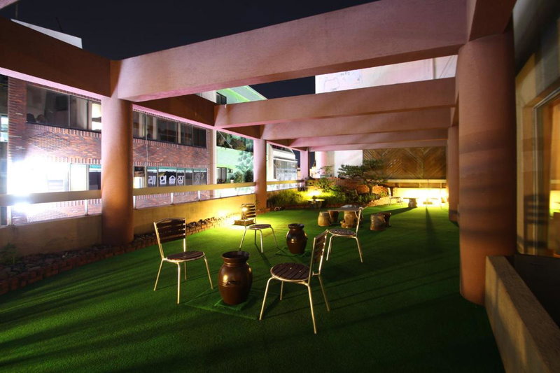 Daedong Hotel, Jeju City, South Korea