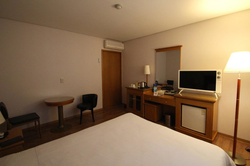 Daedong Hotel, Jeju City, South Korea