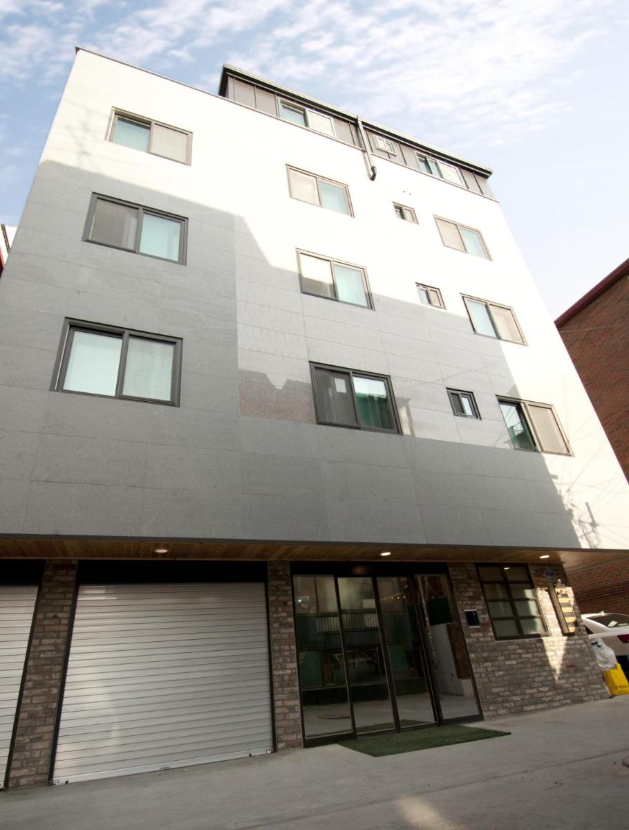 Twin Rabbit Guesthouse, South Korea