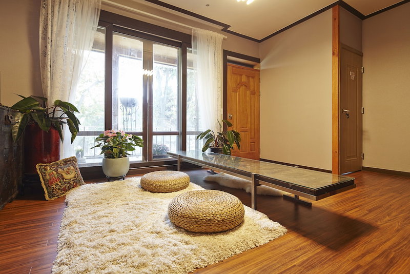 Jiwoljang Guest House, Seoul, South Korea