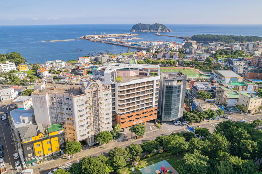 Hotel bridge Seogwipo, Seogwipo, South Korea