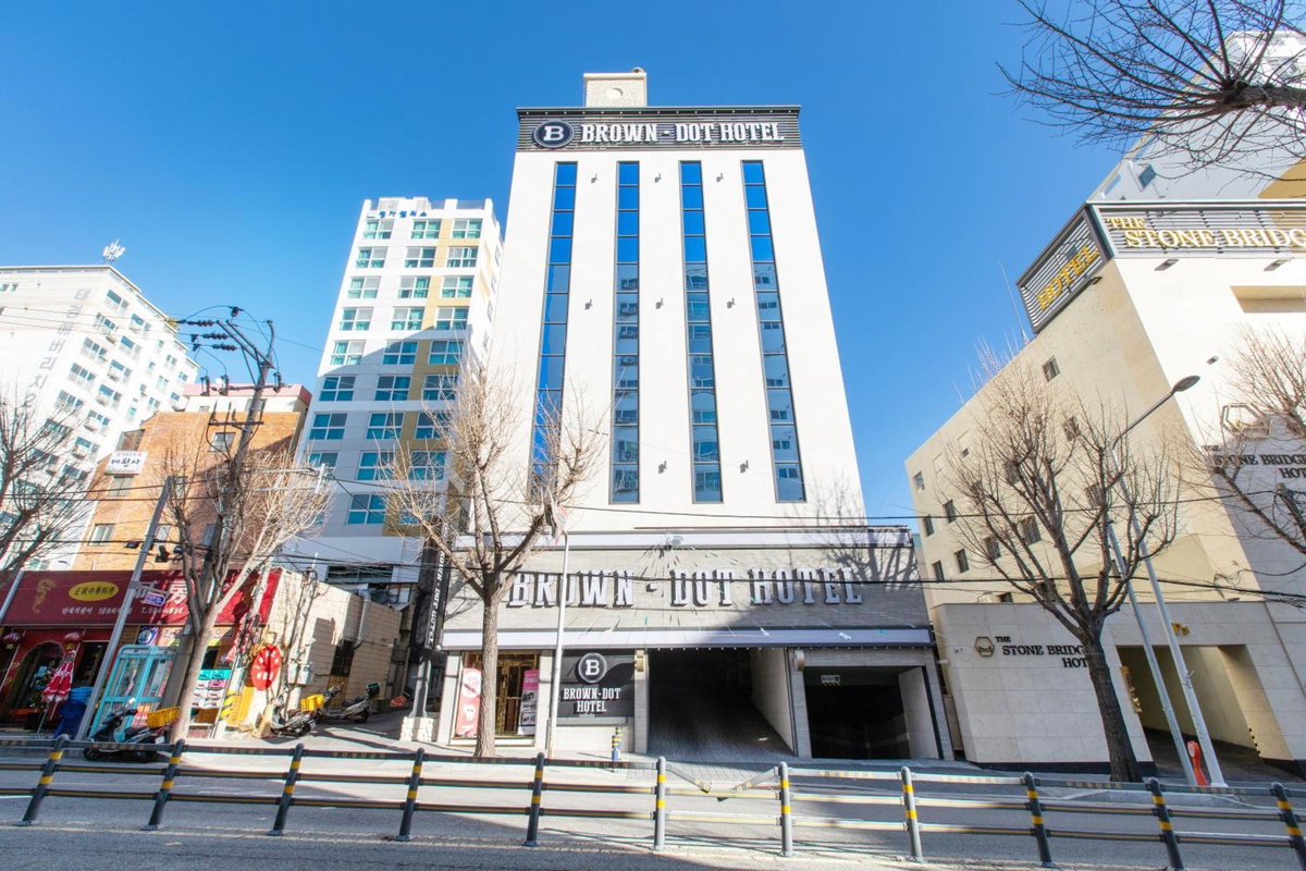 Hotel · Brown-Dot Hotel Minam, Busan