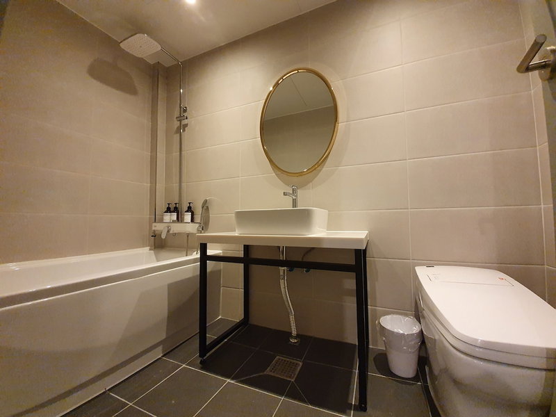 Brown-Dot Hotel, Osan, South Korea