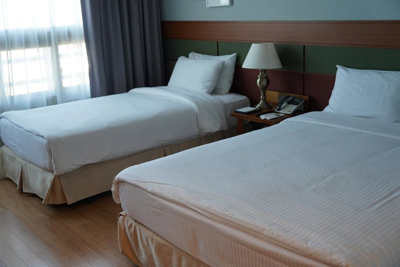 Sacheon Grand Tourist Hotel, Chinju, South Korea