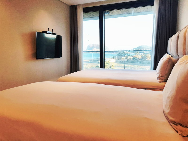 Hotel & Pool Villa Attirance, Seogwipo, South Korea