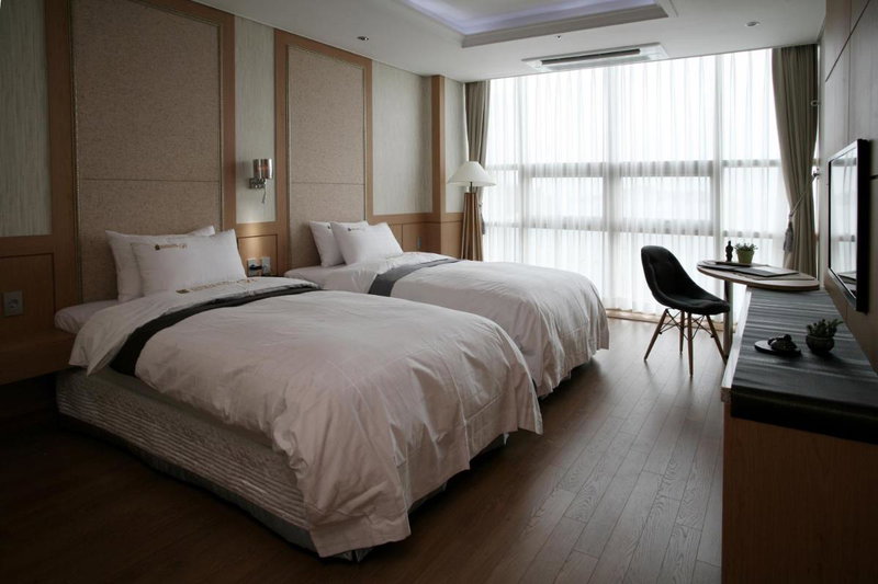 Benikea Hotel Yeosu, Yeosu, South Korea
