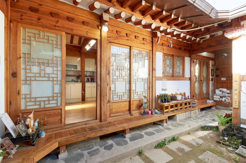 Inwoo Guesthouse, Seoul, South Korea