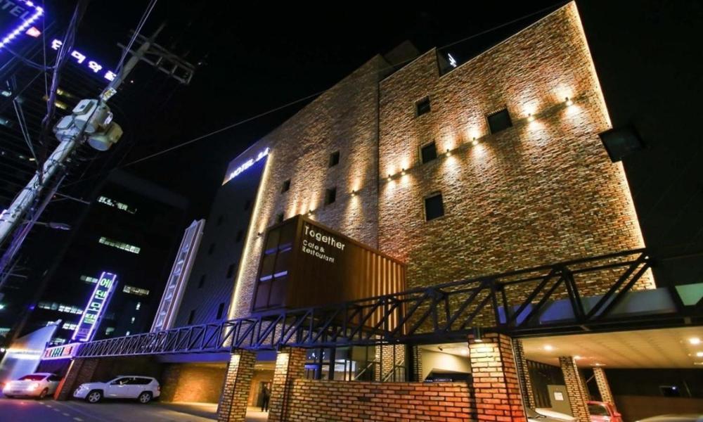Hotel · Jamsil 2.4 Hotel, Seoul