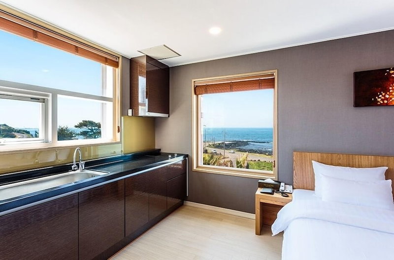 Rich Hotel, Gaigeturi, South Korea