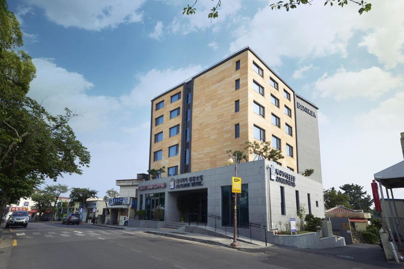 Benikea Jungmun Hotel, Seogwipo, Южная Корея