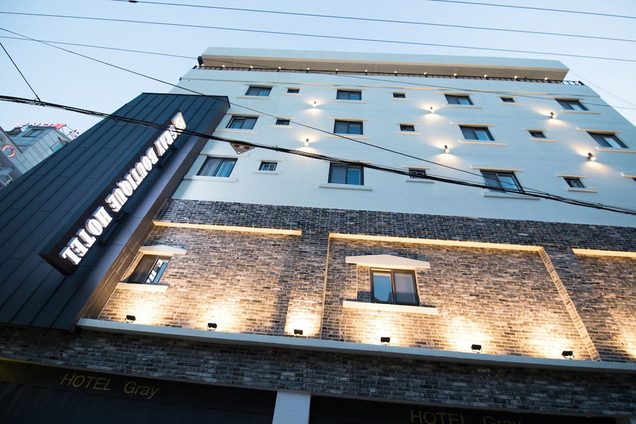 Gray Hotel, Kyosai, South Korea