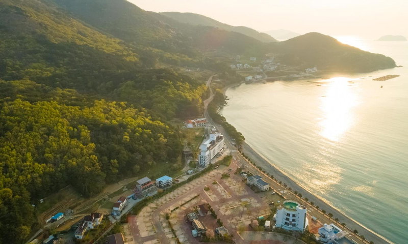 Stubborn Hotel, Kyosai, 대한민국