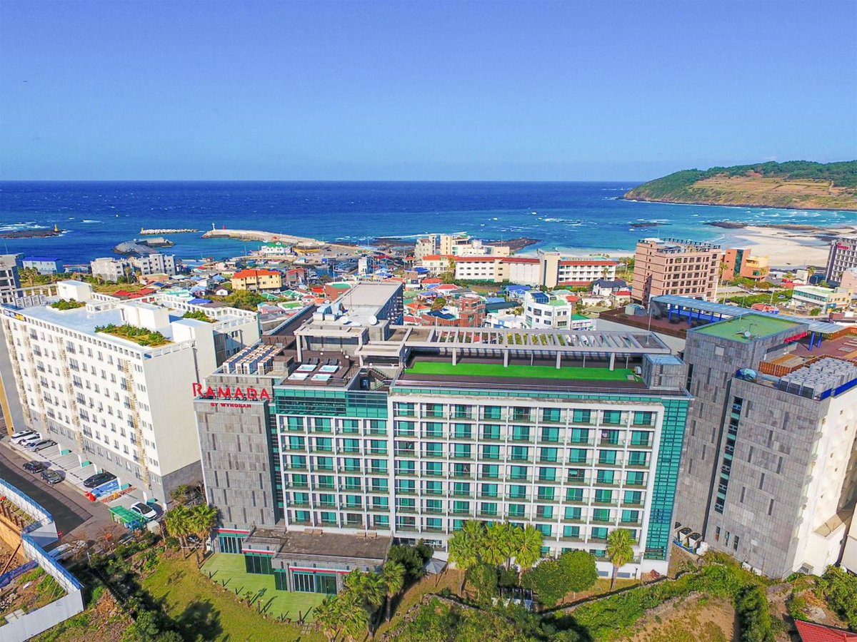 Hotel · Ramada by Wyndham Jeju Hamdeok, Jeju City