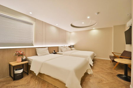 Jamsil Tomgi Hotel, Seoul, South Korea