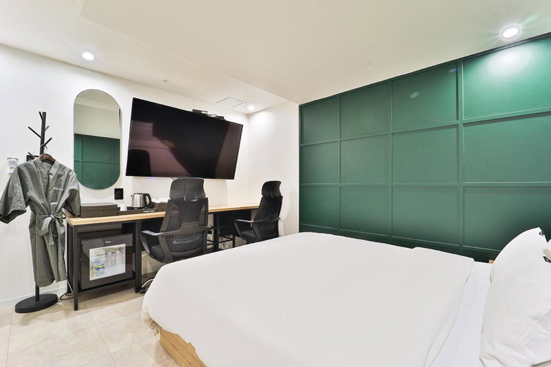 Jamsil Tomgi Hotel, Seoul, South Korea