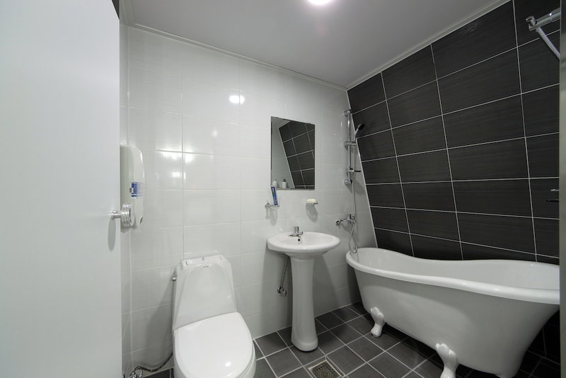 Ekonomy Hotel Incheon, Bucheon-si, South Korea
