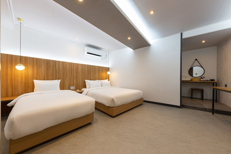 Songtan Number 25 Hotel, Osan, South Korea
