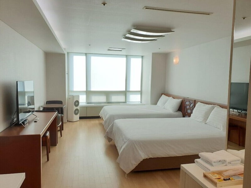 Goodday Airtel, Incheon, South Korea