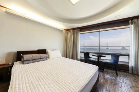 Bridge Hotel, Busan, South Korea