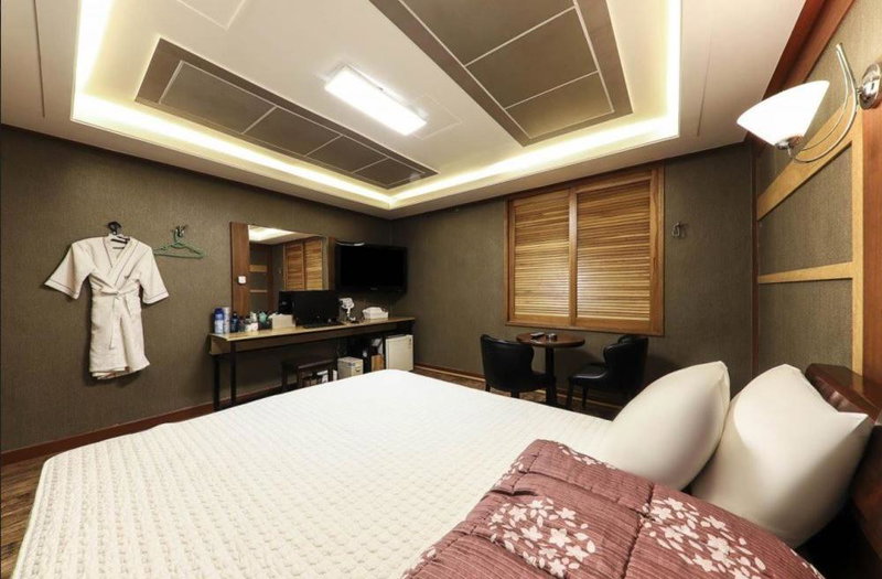 Bridge Hotel, Busan, South Korea