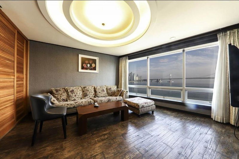 Bridge Hotel, Busan, South Korea