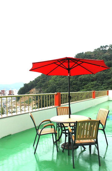 Tongyeong Anchovy tourist Hotel, Kyosai, South Korea